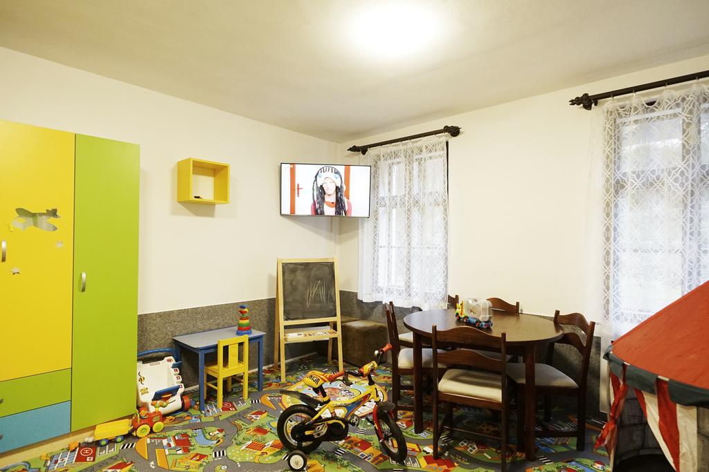 Penzion Family Svoboda nad Upou Bagian luar foto