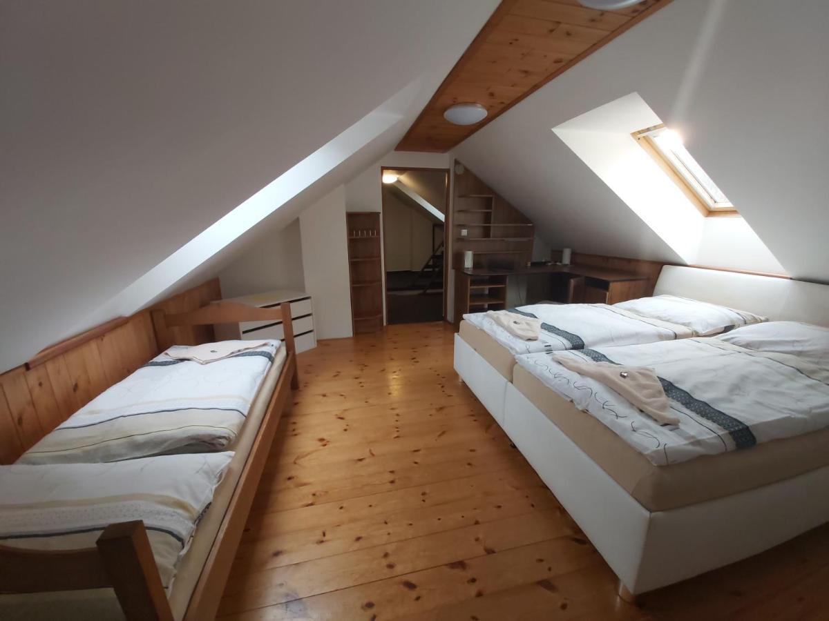 Penzion Family Svoboda nad Upou Bagian luar foto