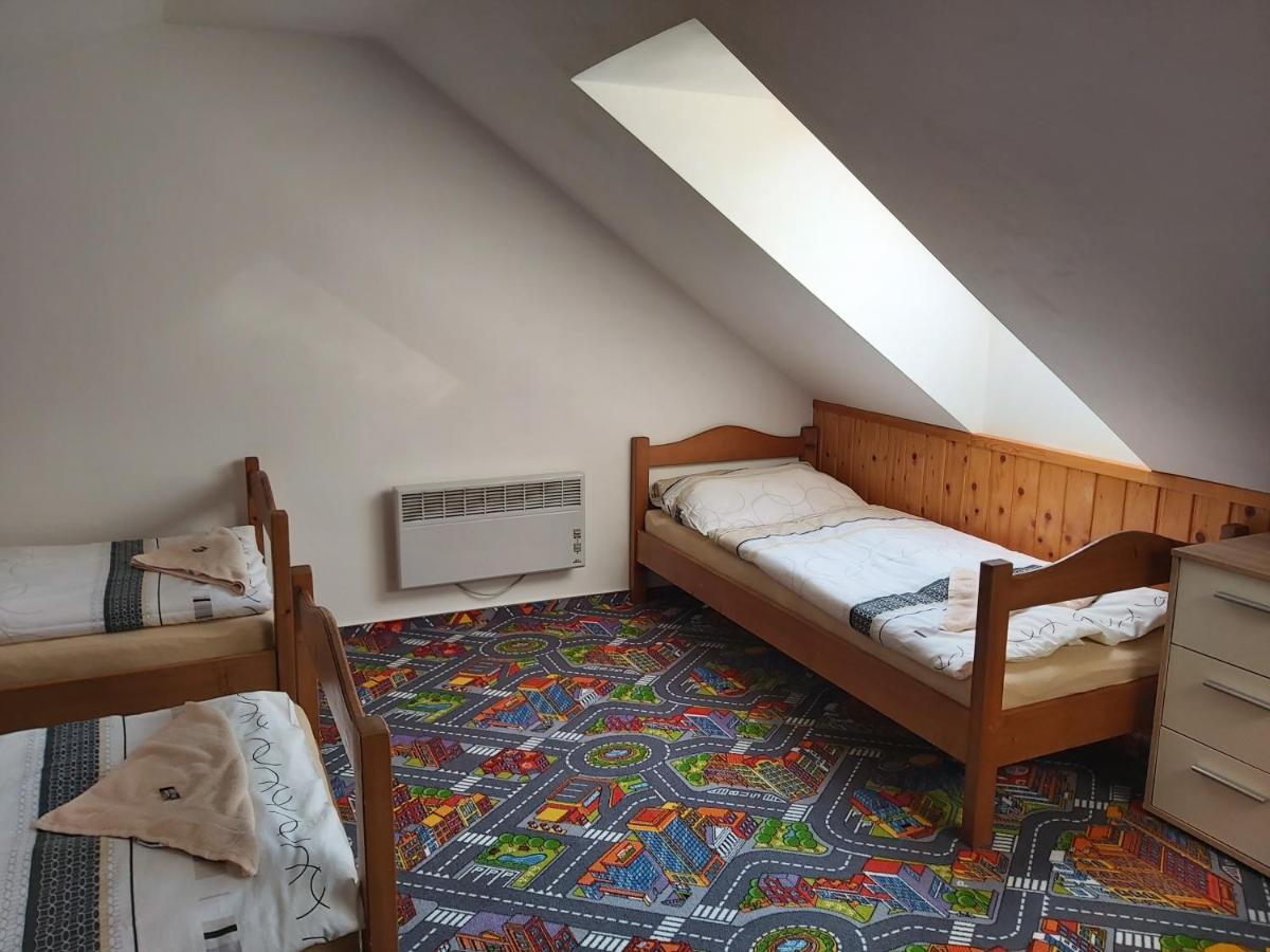 Penzion Family Svoboda nad Upou Bagian luar foto